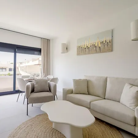 Apartment Private Jacuzzi, Heated Pool, Roof Terrace, Ac