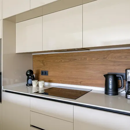 Apartment Private Jacuzzi, Heated Pool, Roof Terrace, Ac *