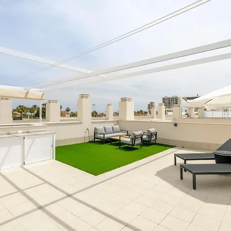Private Jacuzzi, Heated Pool, Roof Terrace, Ac Apartment